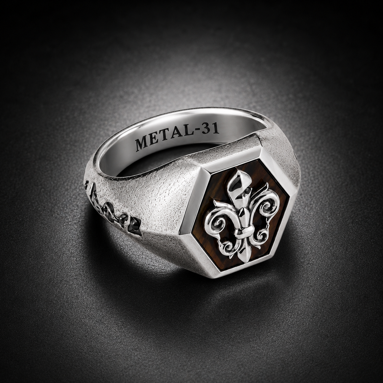 METAL-31 The Sovereign Ring
