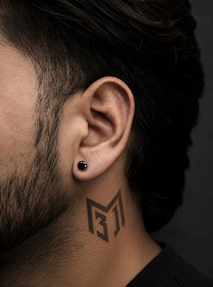 Black Stone Earring (Pierced)