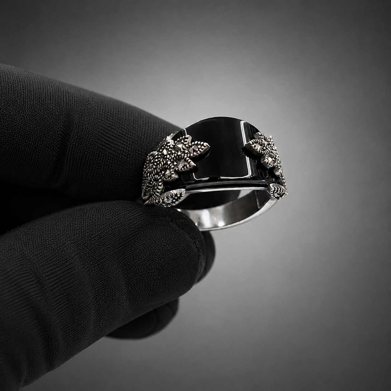 Metal-31 Black Dynasty Ring
